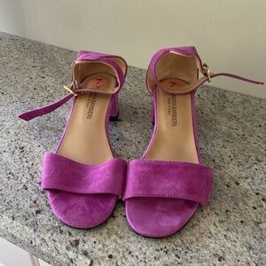 Hot pink kitten heel ankle strap heeled sandals size 7